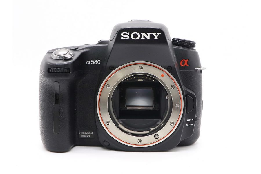 Sony a580 body в упаковке (пробег 14000 кадров)