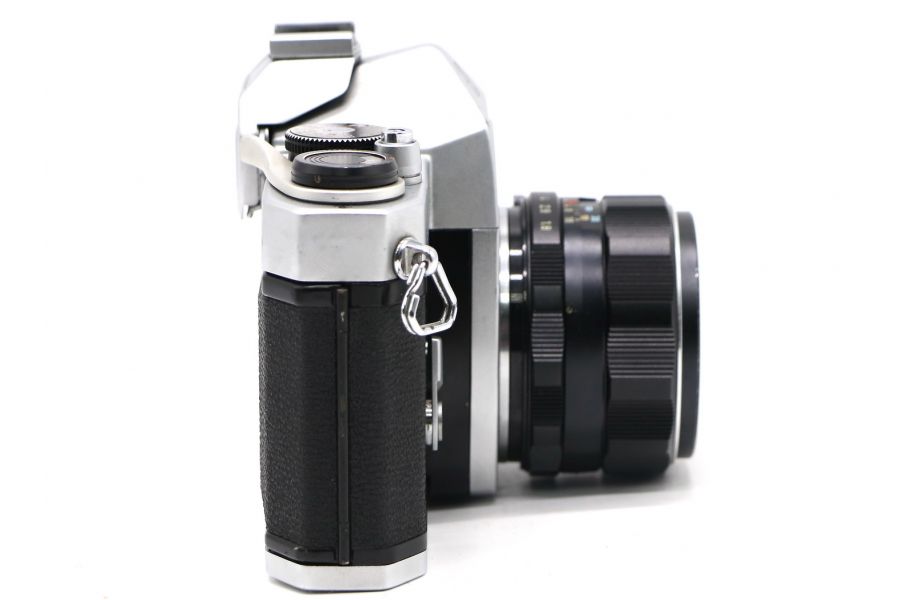 Pentax Spotmatic SP + Super-Multi-Coated Takumar 1.8/55mm