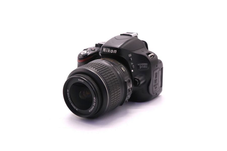 Nikon D5100 kit (пробег 30355 кадров)