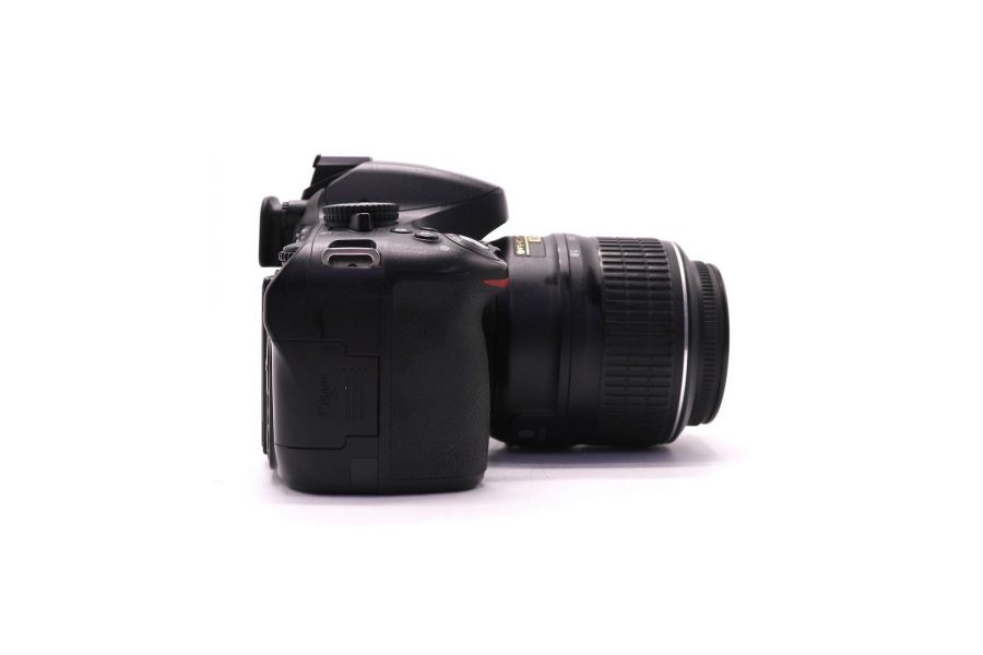 Nikon D5100 kit (пробег 30355 кадров)
