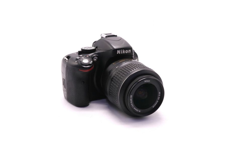 Nikon D5100 kit (пробег 30355 кадров)
