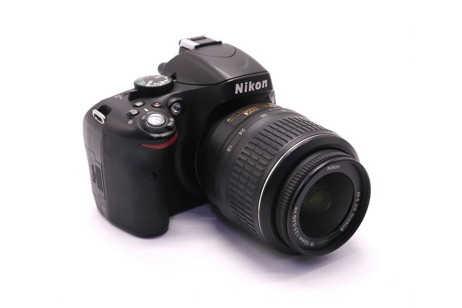 Nikon D5100 kit (пробег 28500 кадров)