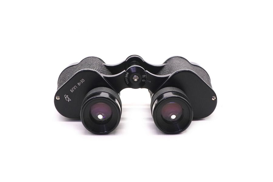 Призменный полевой бинокль БПП 8х30 (КОМЗ, 1969)