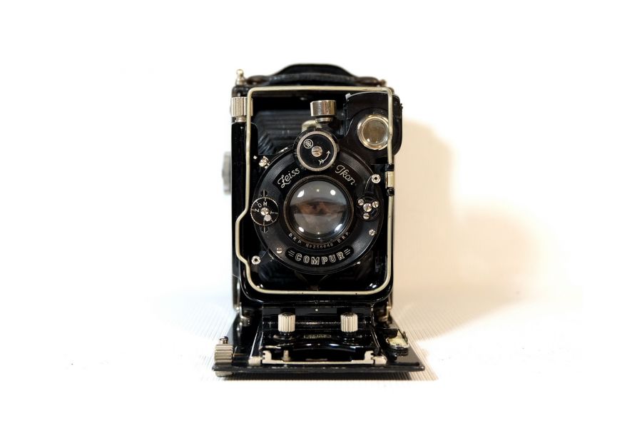 Zeiss Ikon Ideal 111+ Tessar 4.5/12cm