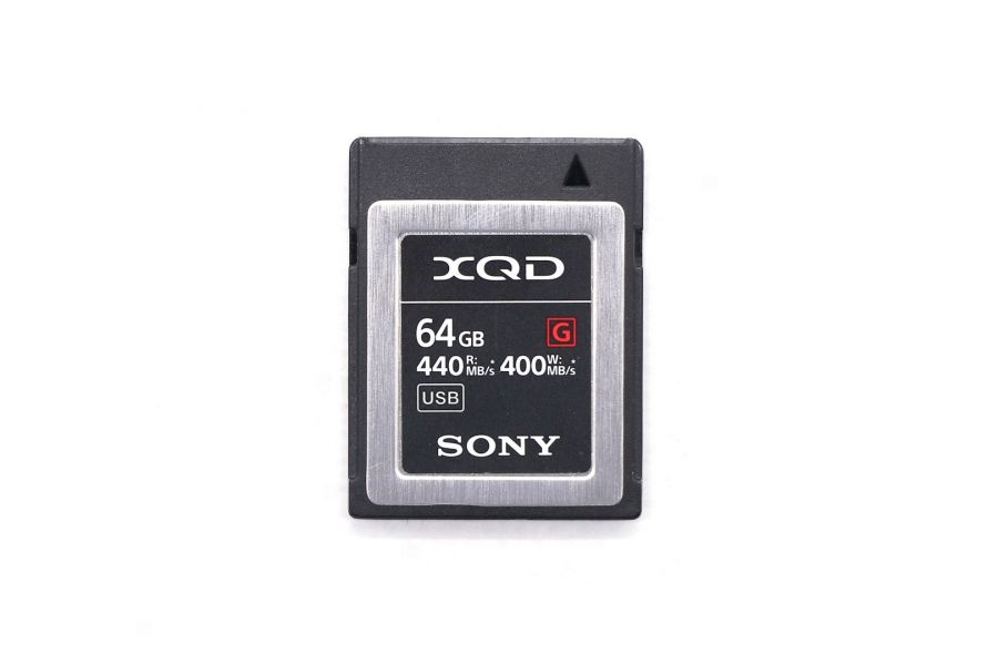 Карта памяти Sony XQD 64GB 440R/400W (QD-G64F/J) в упаковке
