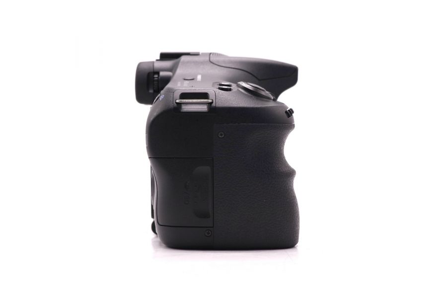 Sony Alpha SLT-A65 body (пробег 2685 кадров)