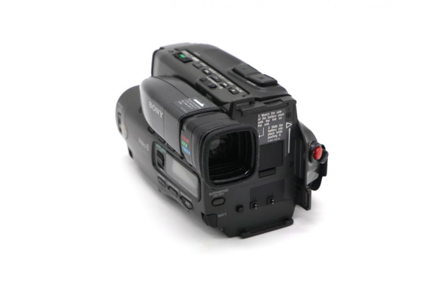 Видеокамера Sony CCD-TR505E