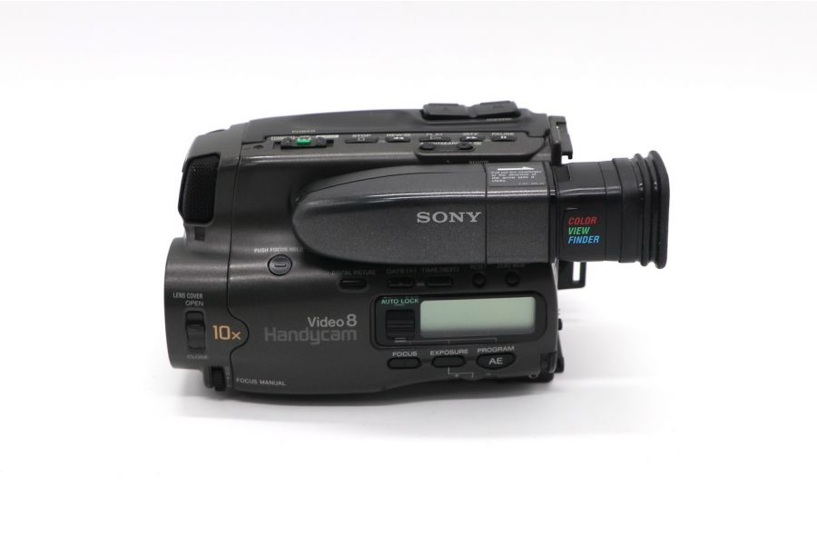 Видеокамера Sony CCD-TR505E