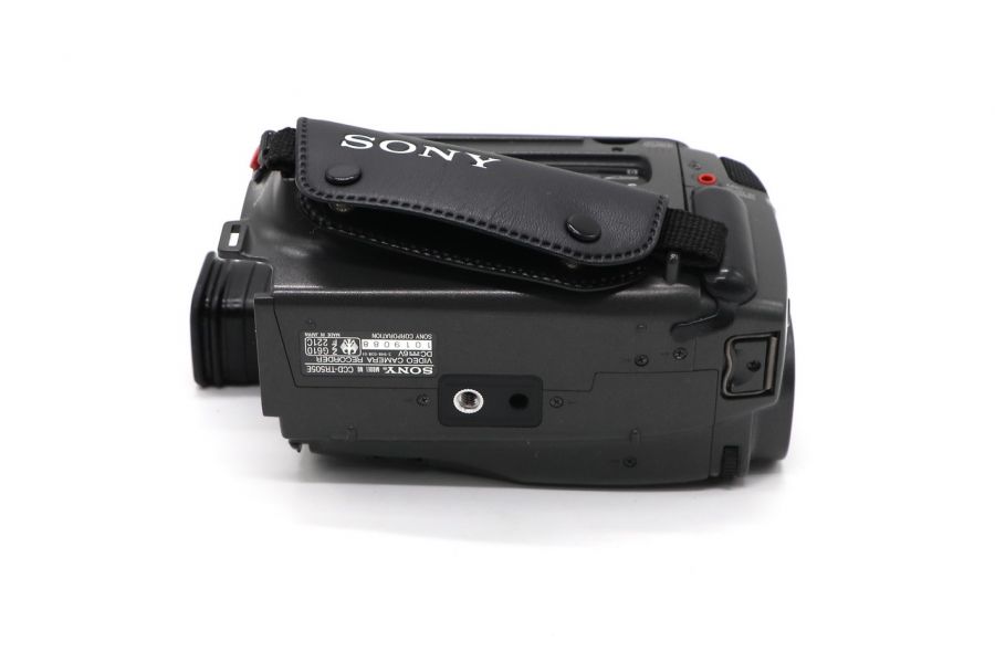 Видеокамера Sony CCD-TR505E