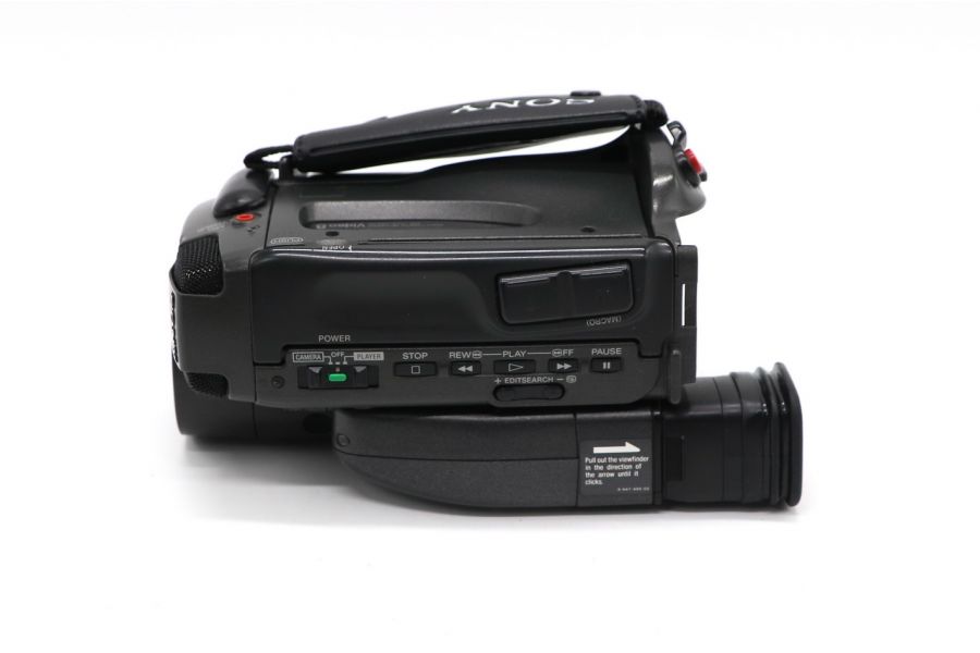 Видеокамера Sony CCD-TR505E