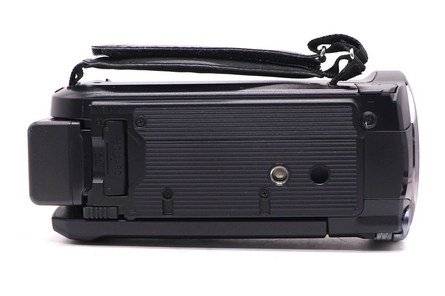 Видеокамера Panasonic HC-V770 в упаковке