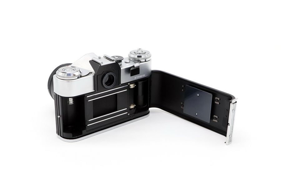 Зенит Е + Гелиос-44-2 (БелОМО, 1983 г.)