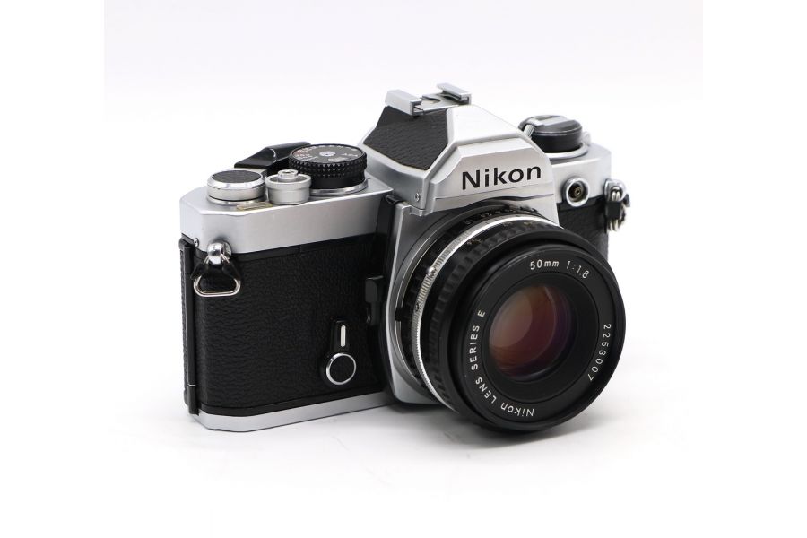 Nikon FM kit (Japan, 1980)