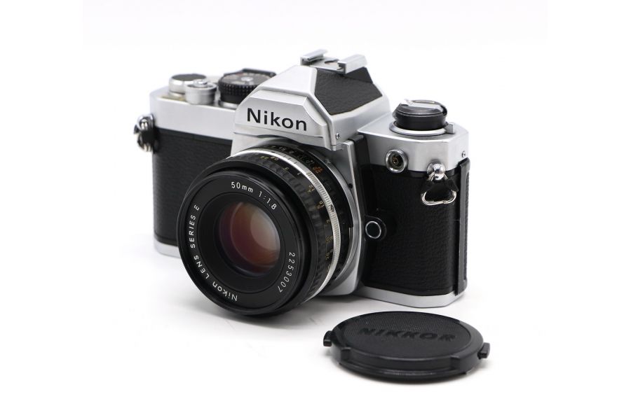 Nikon FM kit (Japan, 1980)