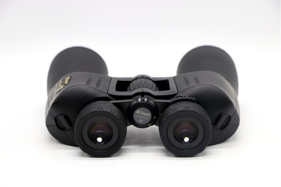 Бинокль Nikon Action EX 12x50 Waterproof