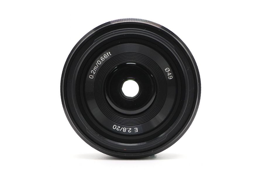 Sony 2.8/20mm SEL20F28 в упаковке