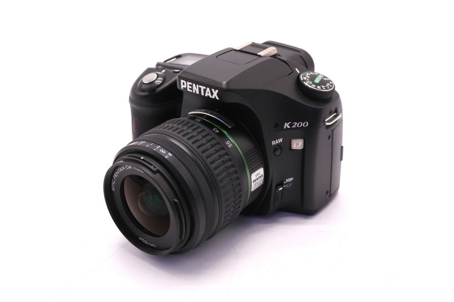 Pentax K200D kit (пробег 5905 кадров)
