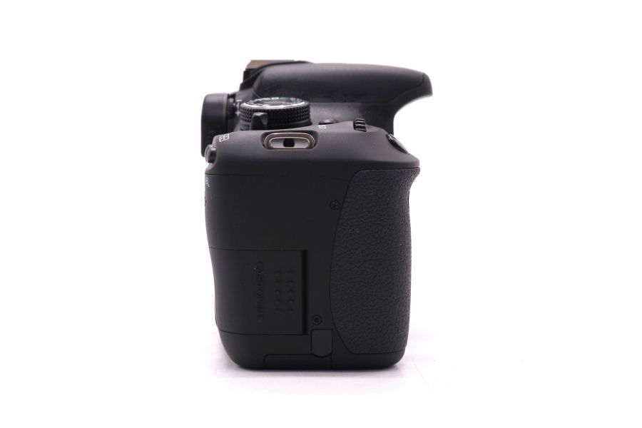 Фотокамера Canon EOS 600D body (пробег 450 кадров)
