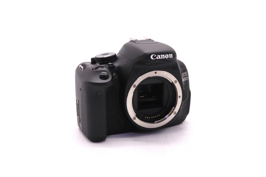 Фотокамера Canon EOS 600D body (пробег 450 кадров)