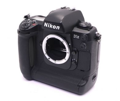 Nikon D1X body (Japan, 2001)