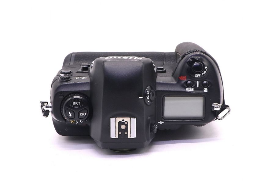 Nikon D1X body (Japan, 2001)