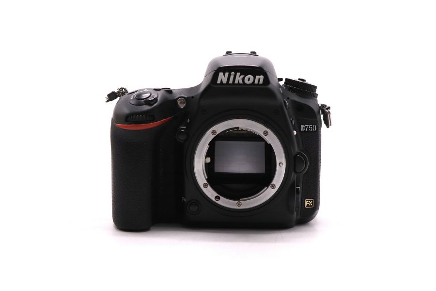 Nikon D750 body в упаковке (пробег 33935 кадров)