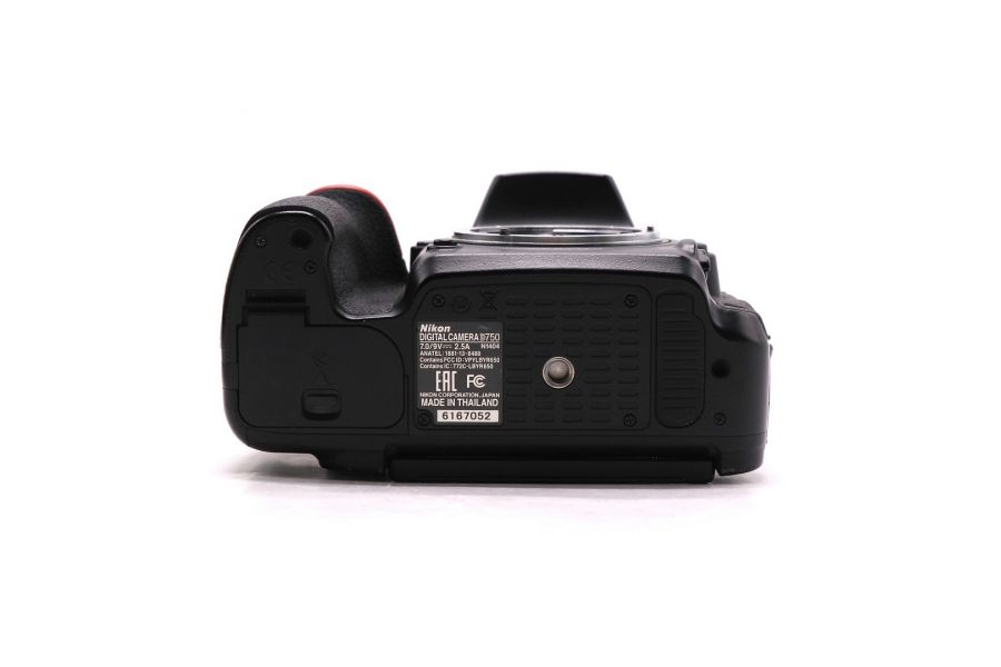 Nikon D750 body в упаковке (пробег 33935 кадров)