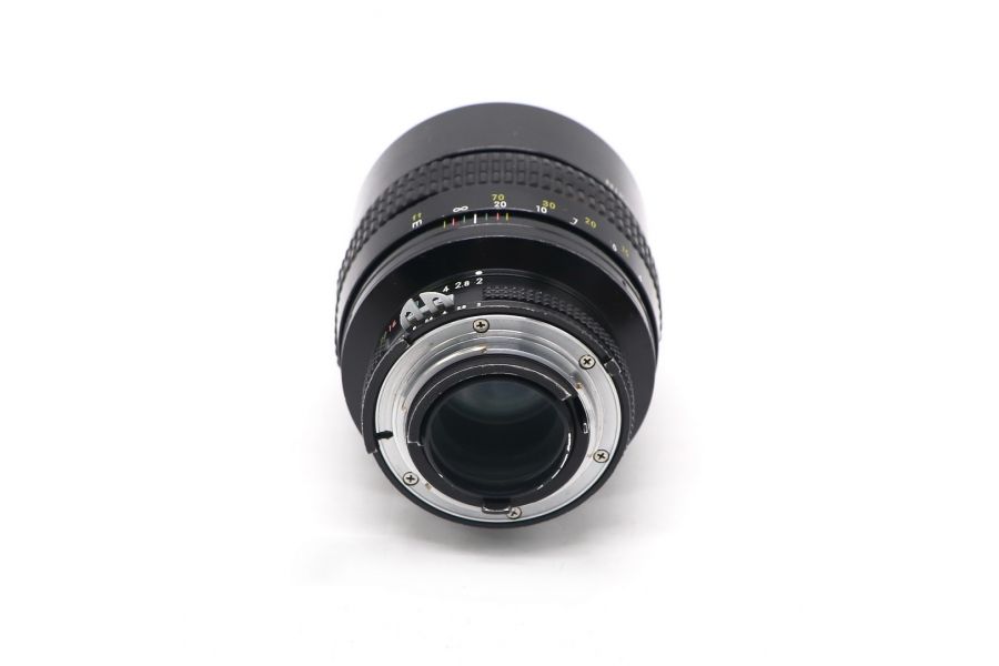 Nikon 135mm f/2 Nikkor
