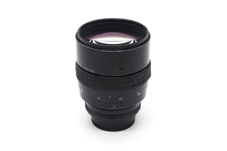 Nikon 135mm f/2 Nikkor