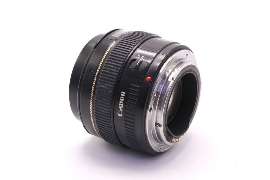 Canon EF 50mm f/1.4 USM в упаковке неисправный