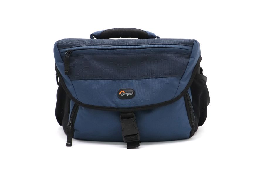 Сумка LowePro Nova 190 AW