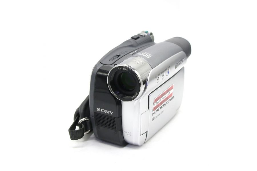 Видеокамера Sony DCR-HC26E в упаковке
