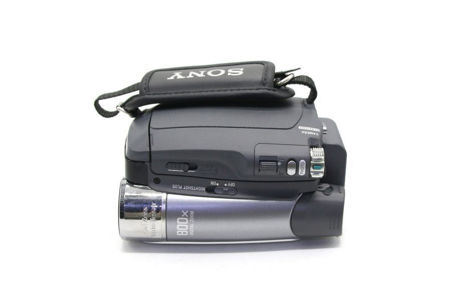 Видеокамера Sony DCR-HC26E в упаковке