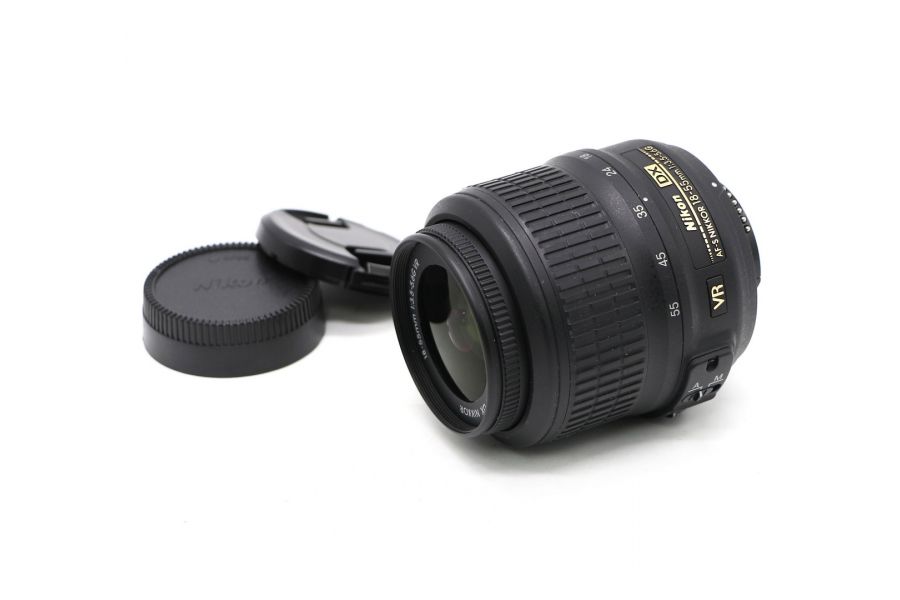 Nikon 18-55mm f/3.5-5.6G AF-S DX Nikkor