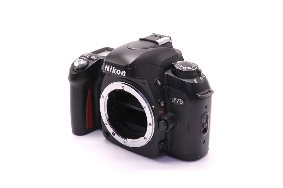 Nikon F75 body (неисправный)