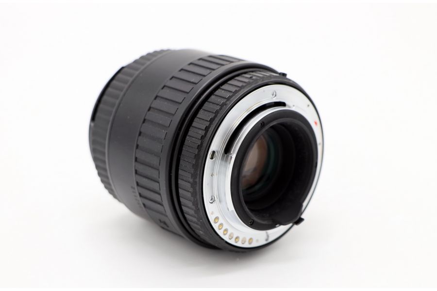 Sigma AF 28-70mm f/3.5-4.5 MC UC Zoom