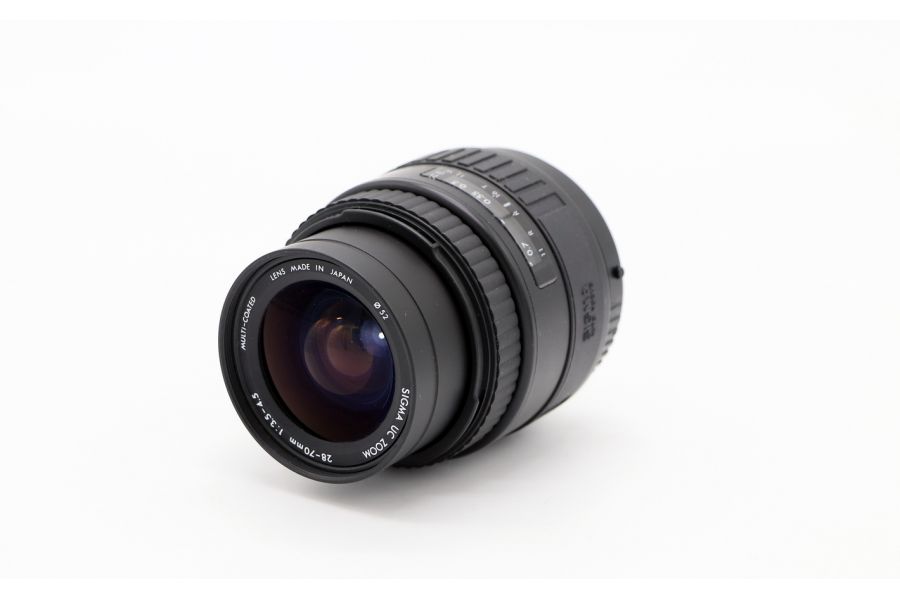 Sigma AF 28-70mm f/3.5-4.5 MC UC Zoom