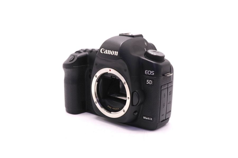 Canon EOS 5D Mark II body (пробег 36945 кадров)