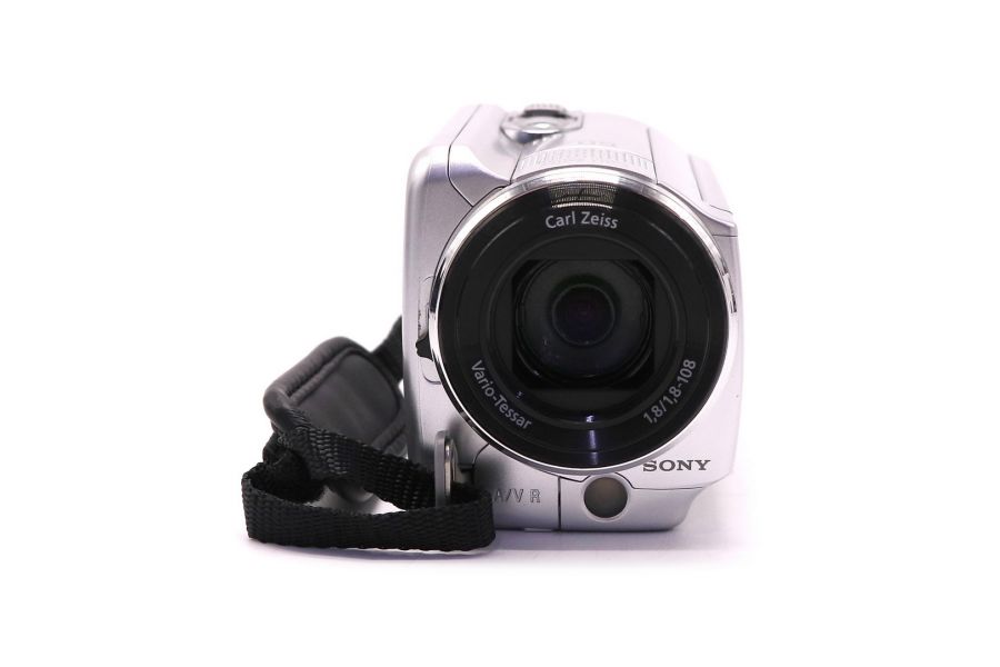 Видеокамера Sony DCR-SR68E
