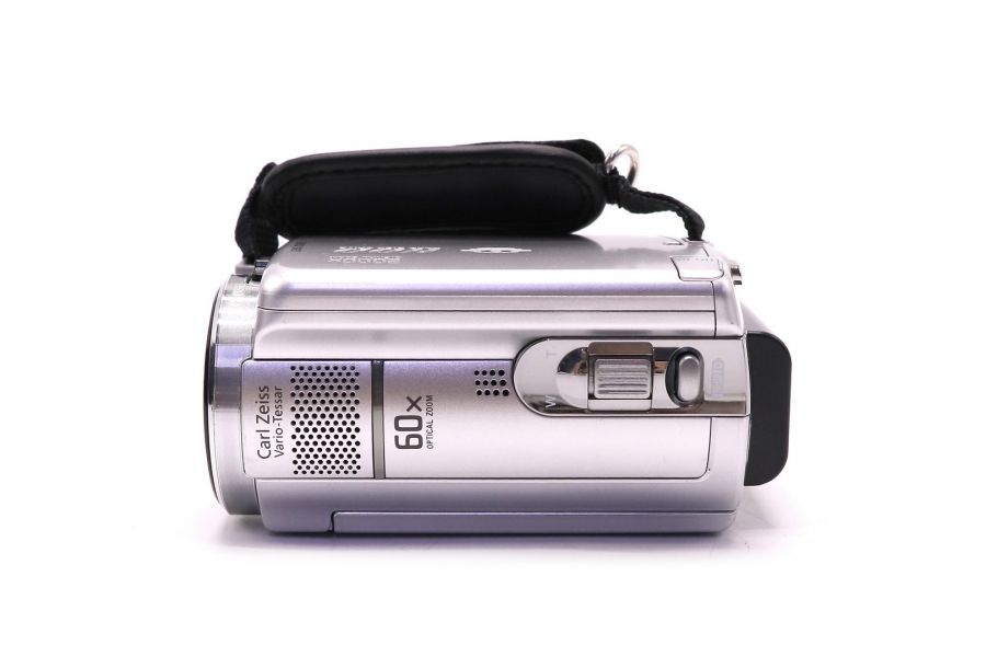 Видеокамера Sony DCR-SR68E