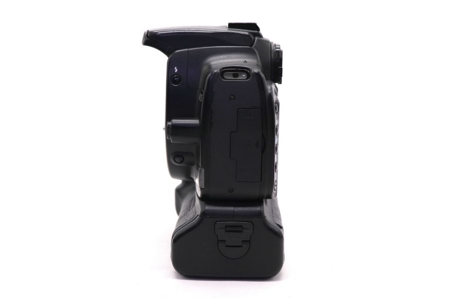 Canon EOS 400D body + батарейная ручка Canon BG-E3 неисправен