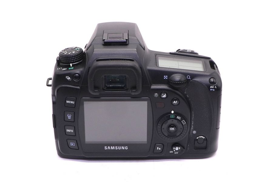 Samsung GX10 kit (пробег 5245 кадров)