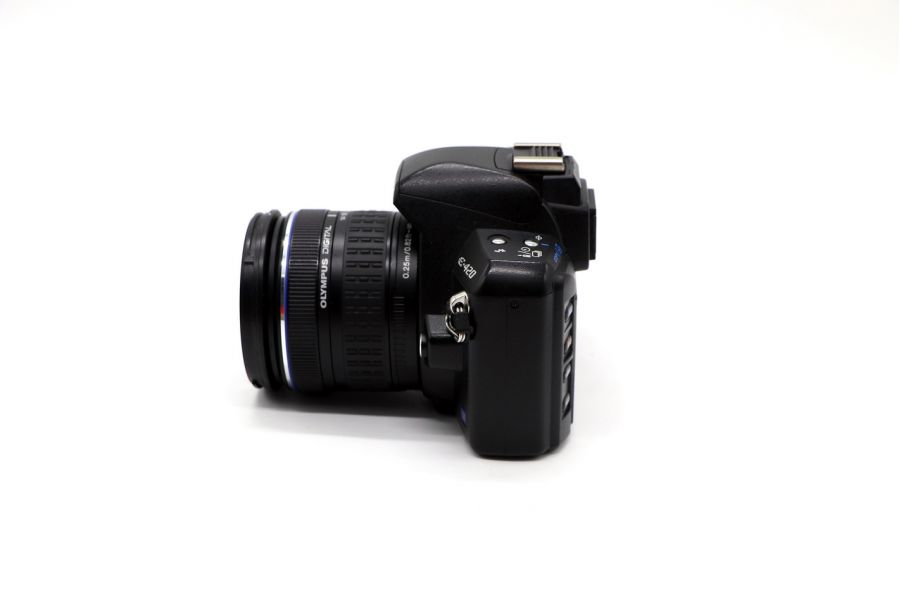 Olympus E-420 + Olympus 14-42mm