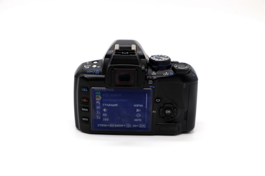 Olympus E-420 + Olympus 14-42mm