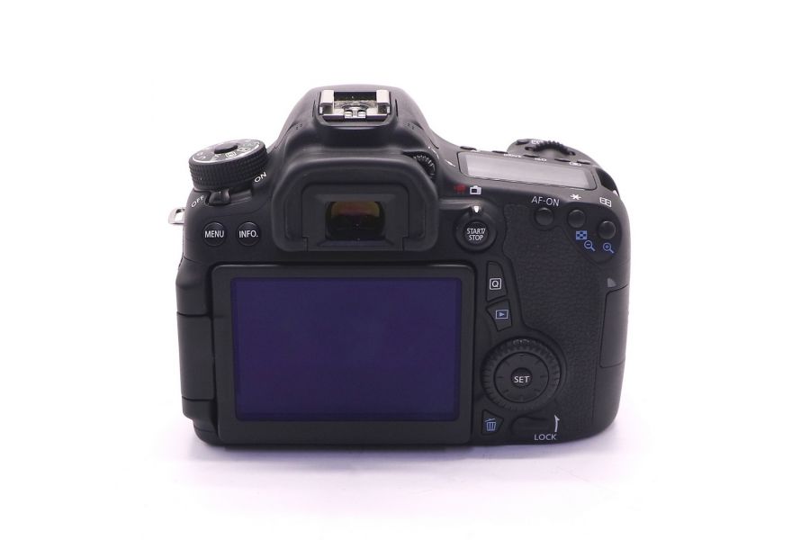 Canon EOS 70D body (пробег 1550 кадров)