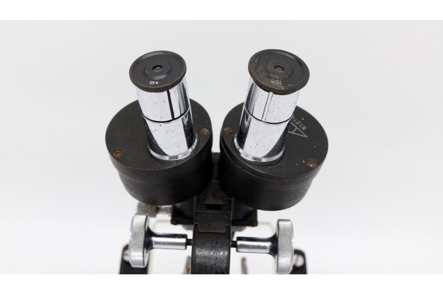 Микроскоп бинокулярный СССР 1947