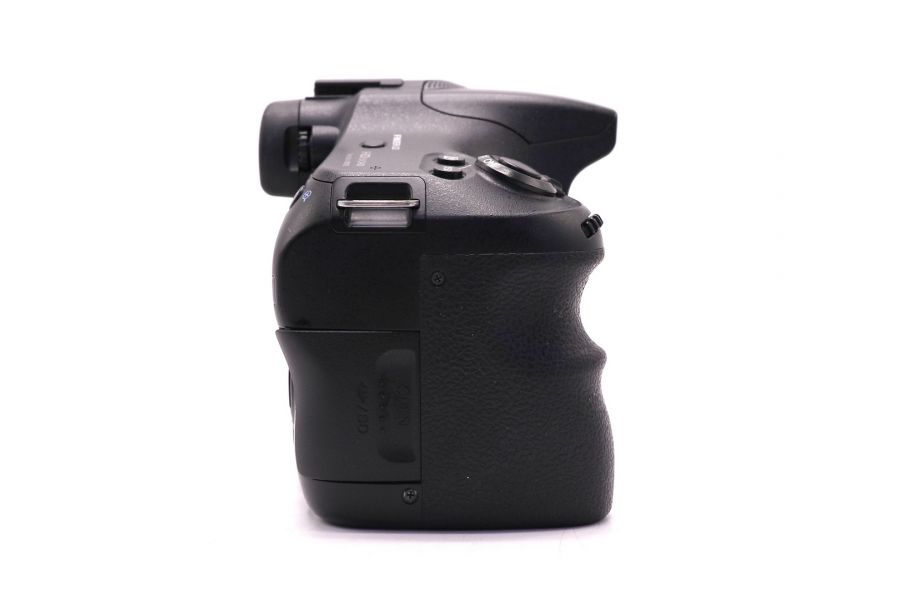 Sony A65 body (пробег 8000 кадров)