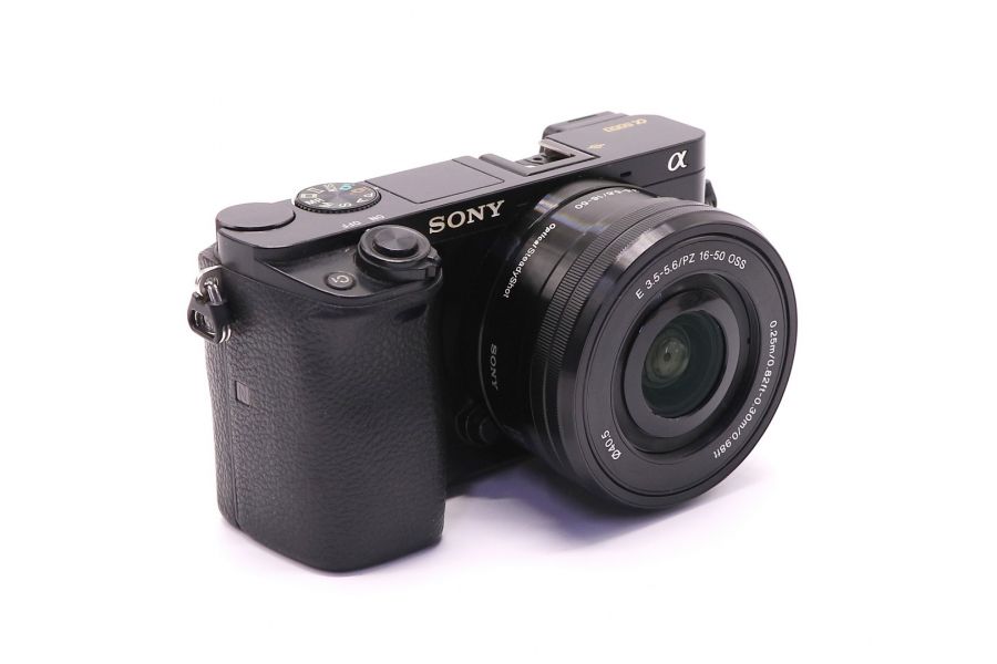 Sony A6000 ILCE-6000 kit в упаковке (пробег 75300 кадров)