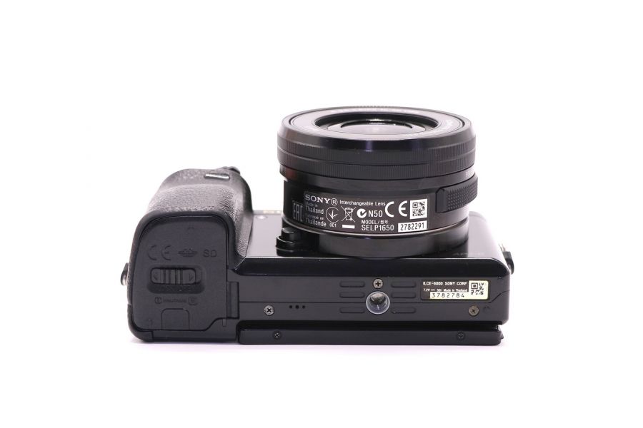 Sony A6000 ILCE-6000 kit в упаковке (пробег 75300 кадров)