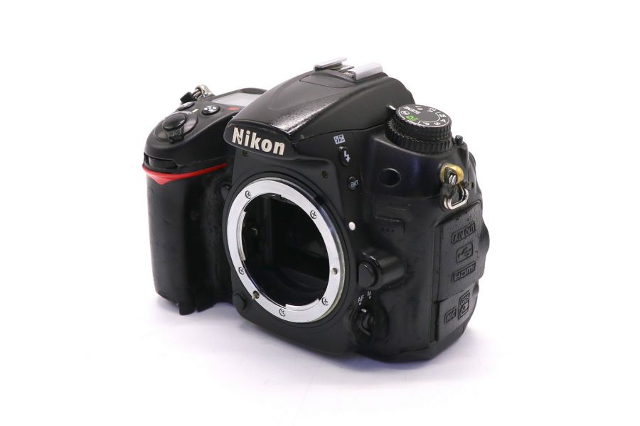 Nikon D7000 body (пробег 842095 кадров)